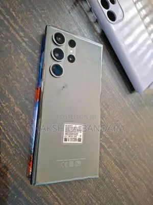 Samsung Galaxy S23 Ultra (Used)