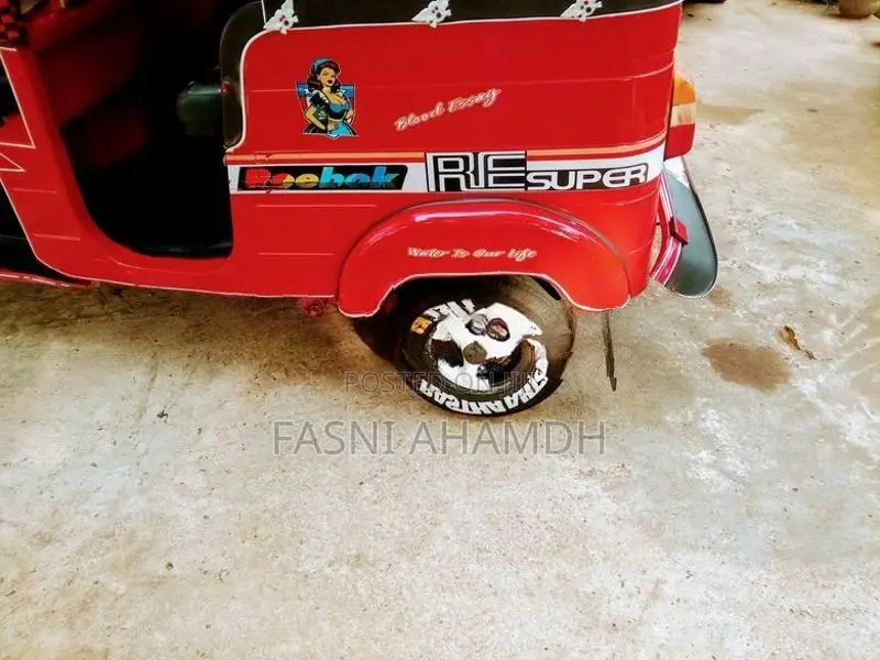Bajaj RE 2 Stroke 2005