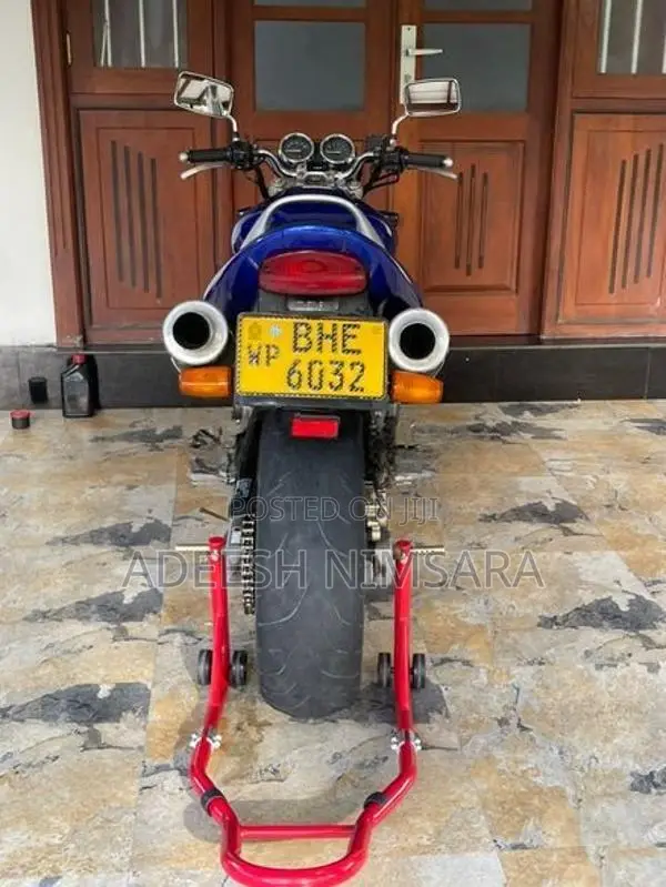 Honda Hornet 2018