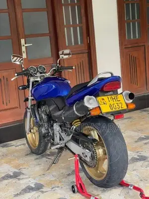 Honda Hornet 2018