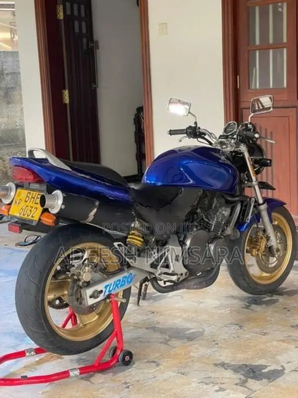 Honda Hornet 2018