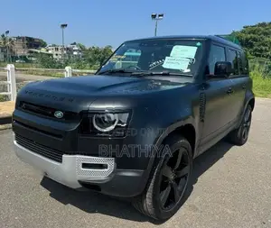 Land Rover Defender Petrol Sunroof 2025