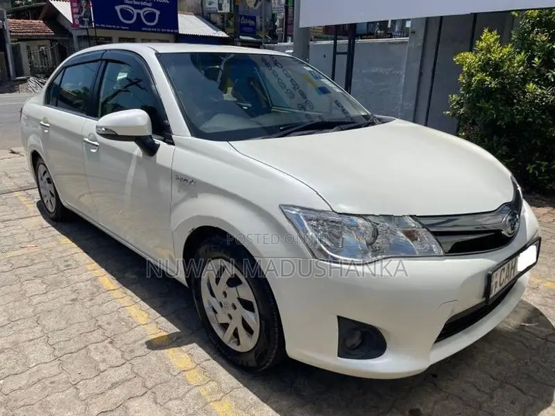 Toyota Axio G Grade 2015