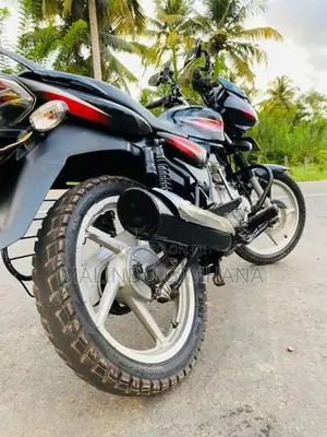 Bajaj Discover 125 2016