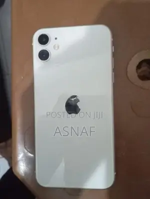 Apple iPhone 11 (Used)
