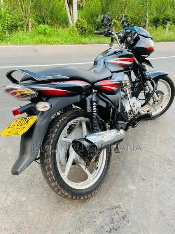 Bajaj Discover 125 2016