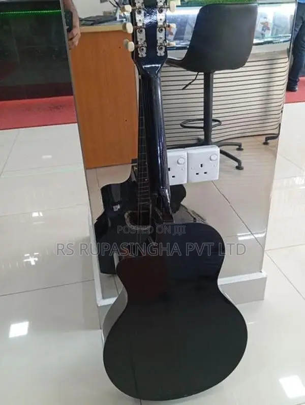 Rock Start Box Guitar