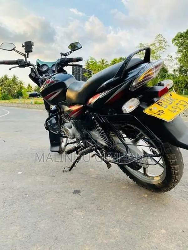 Bajaj Discover 125 2016