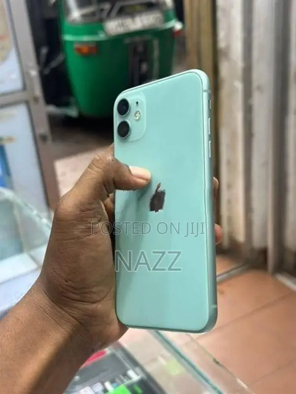Apple iPhone 11 128GB (Used)