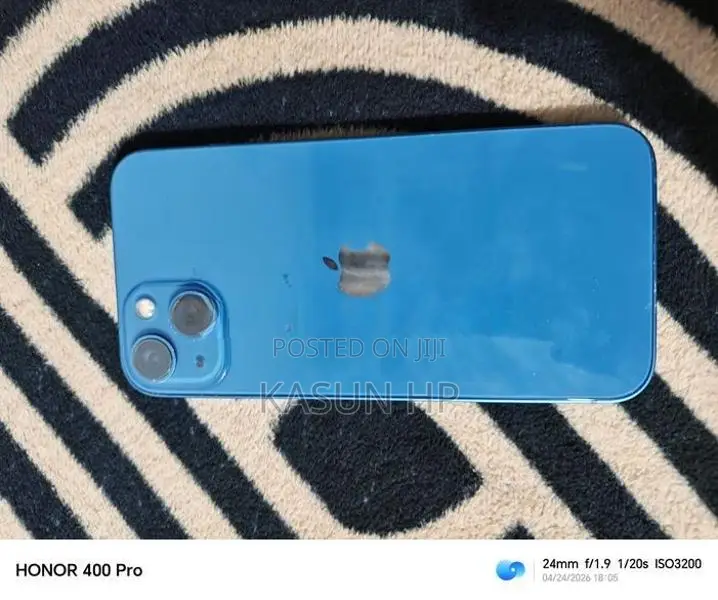 Apple iPhone 13 (Used)