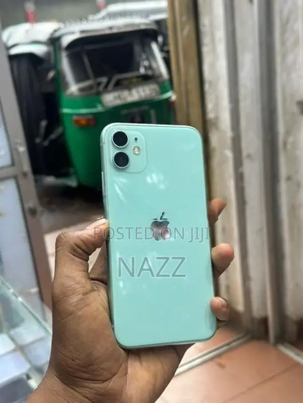 Apple iPhone 11 128GB (Used)