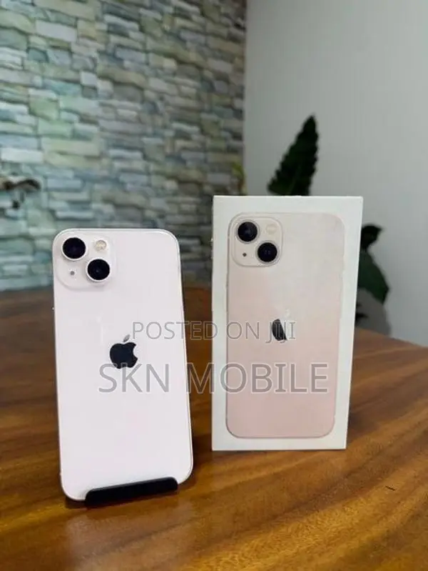 Apple iPhone 13 128GB (Used)
