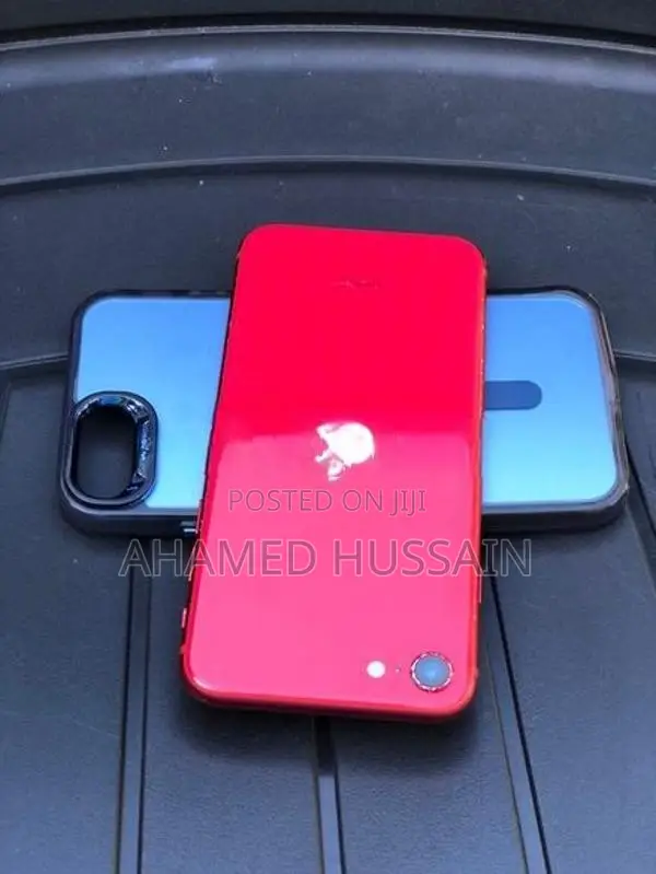 Apple iPhone SE 2 (Used)