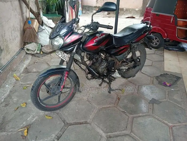 Bajaj Discover 125 2012