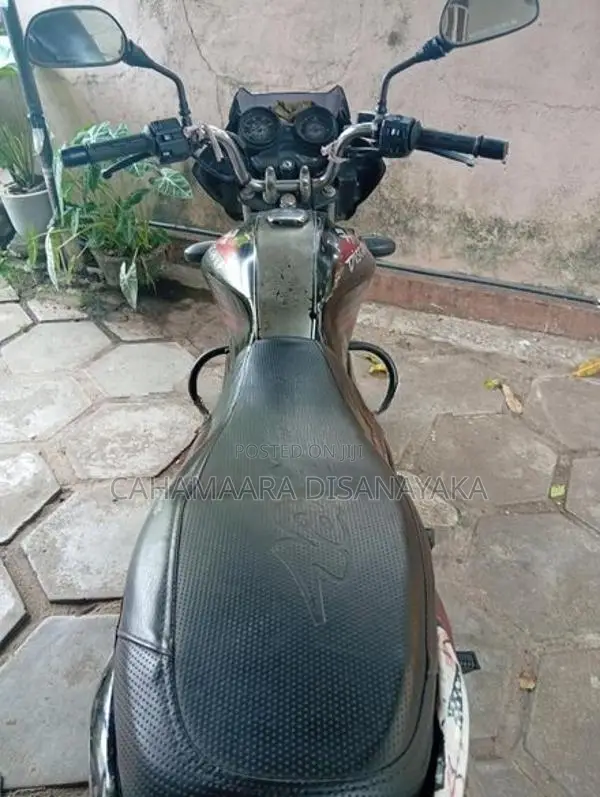 Bajaj Discover 125 2012