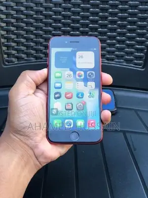 Apple iPhone SE 2 (Used)