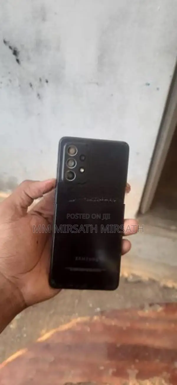 Samsung Galaxy A52 (Used)