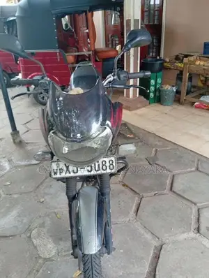 Bajaj Discover 125 2012