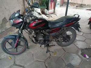 Bajaj Discover 125 2012