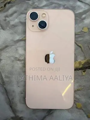 Apple iPhone 13 (Used)