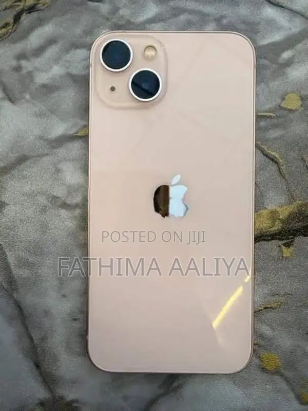 Apple iPhone 13 (Used)