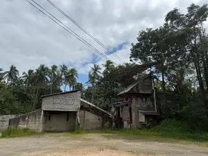 Metal Crusher and Loader