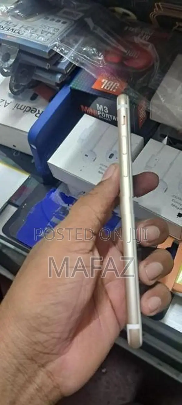 Apple iPhone 6 (Used)