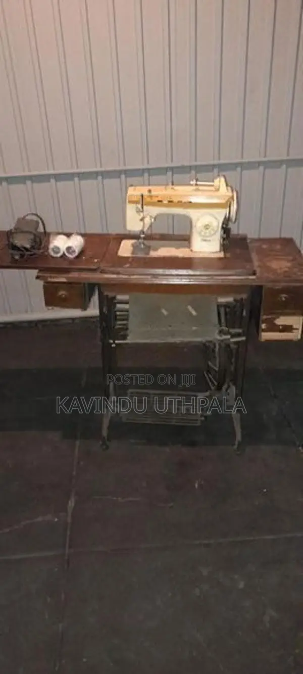 Singer Sewing Machine