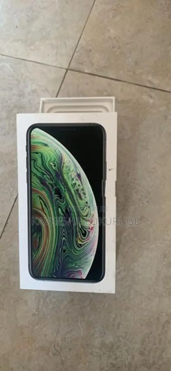 Apple iPhone XS (Used)