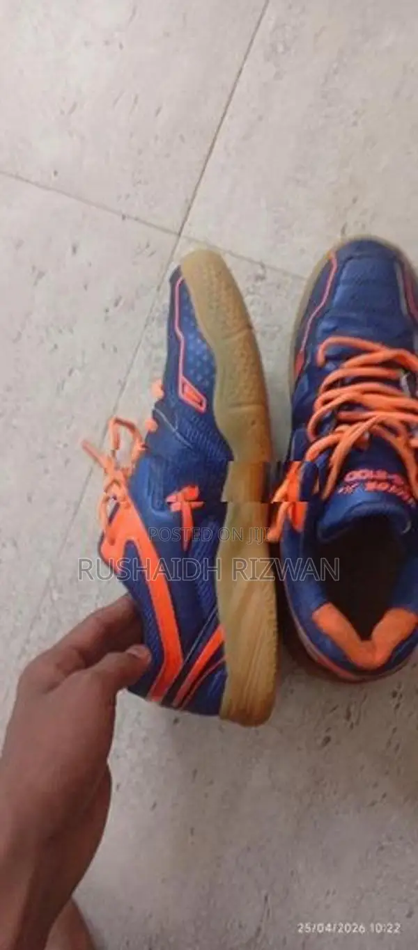 Badminton Shoes