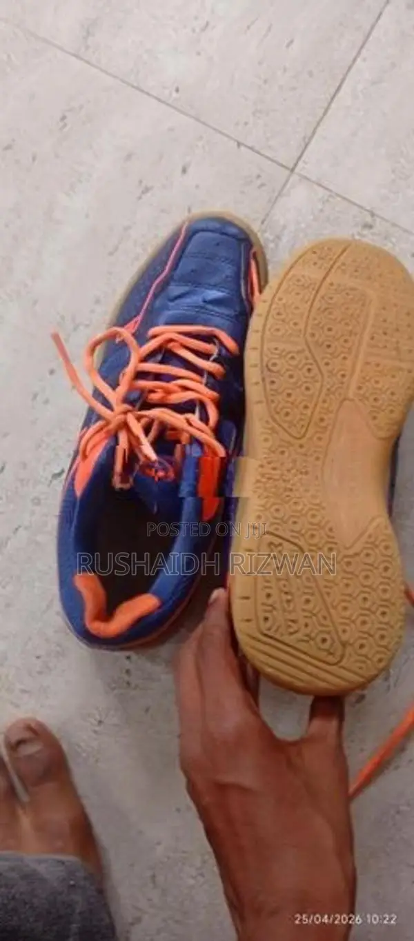 Badminton Shoes