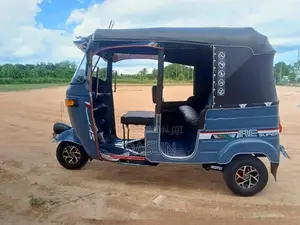 Bajaj RE 2004