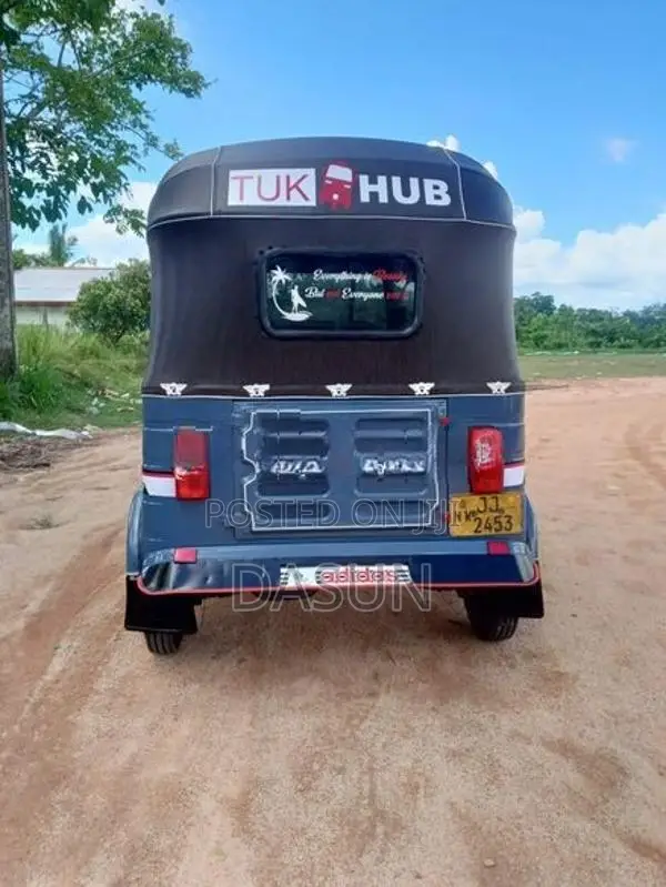 Bajaj RE 2004