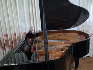 Yamaha Baby Grand Piano