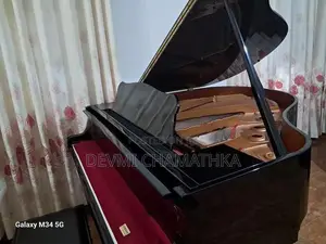 Yamaha Baby Grand Piano