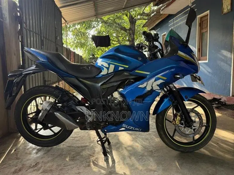 Suzuki Gixxer SF 150 2016