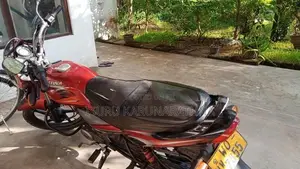 Bajaj Platina 100 2011