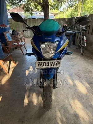 Suzuki Gixxer SF 150 2016