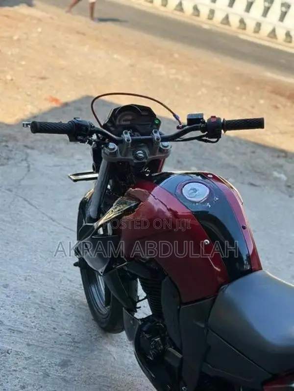 Yamaha FZS V1 2011