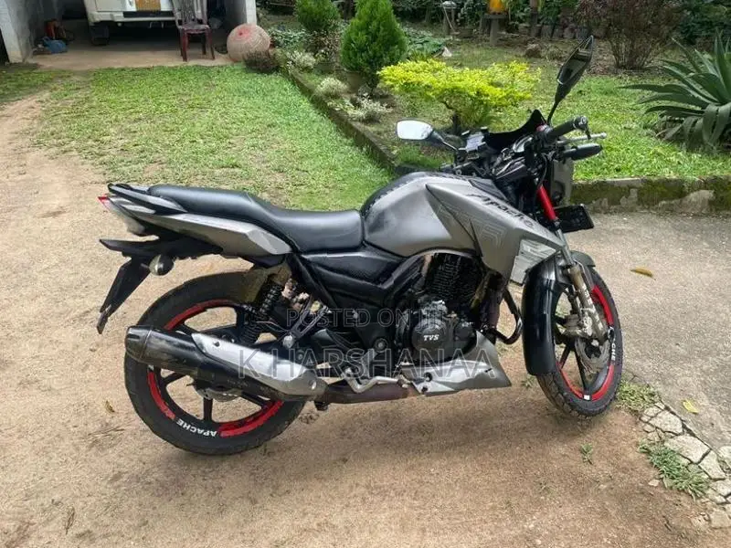 TVS Apache RTR 180 2015