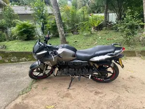 TVS Apache RTR 180 2015