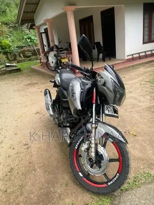 TVS Apache RTR 180 2015