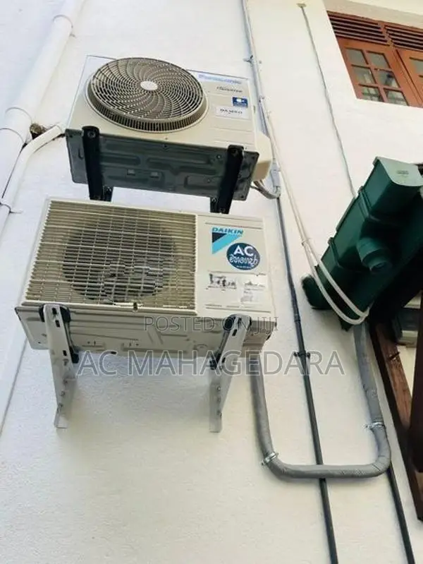 9000BTU Daikin Non Inverter Brand New Air Conditioner