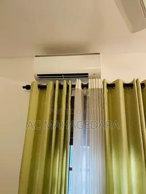 9000BTU Daikin Non Inverter Brand New Air Conditioner