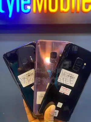 Samsung Galaxy S9 4GB 64GB (Used)