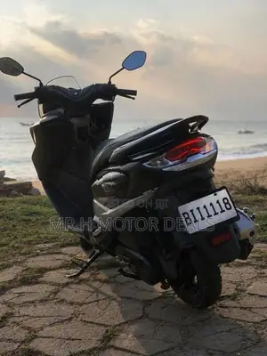 Suzuki Burgman 2019