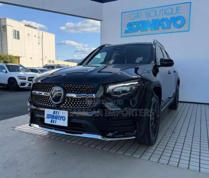 Mercedes Benz GLB Urban Star 2025