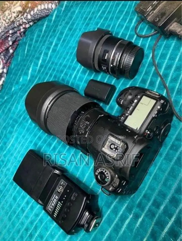 Canon 5D Mark 3 Camera