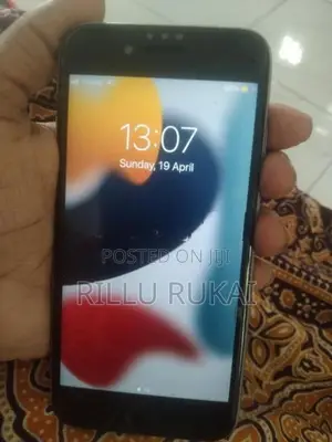 Apple iPhone 6S (Used)