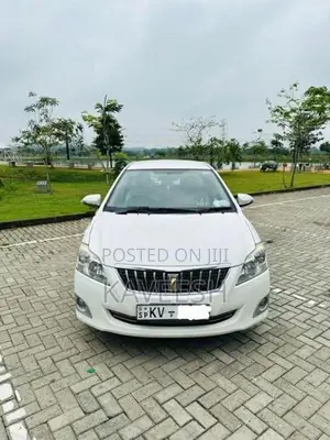 Toyota Premio 2013